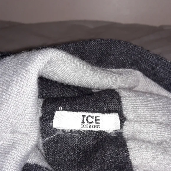 Iceberg skully winter hat